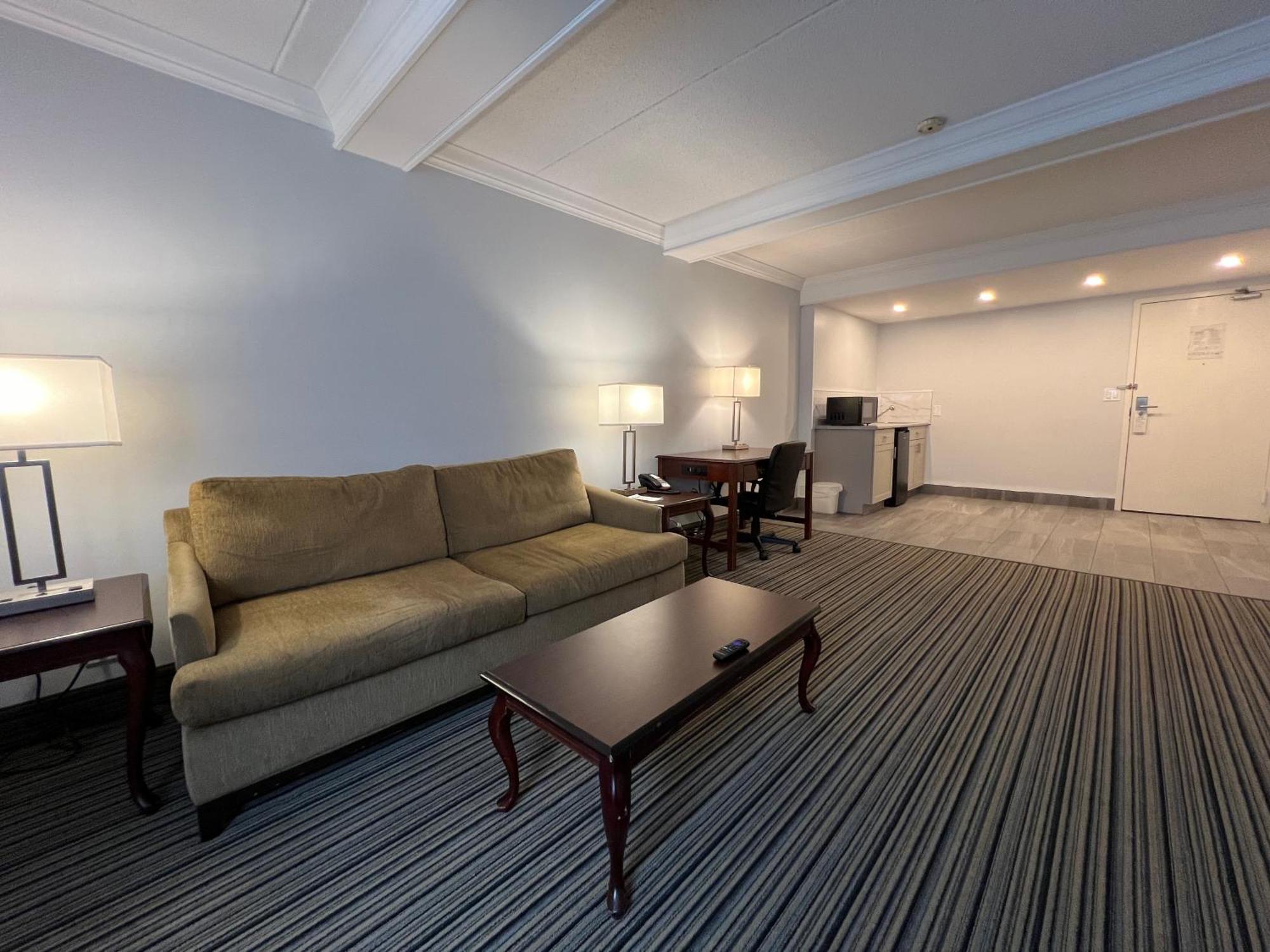 Ramada By Wyndham London Hotel Eksteriør billede
